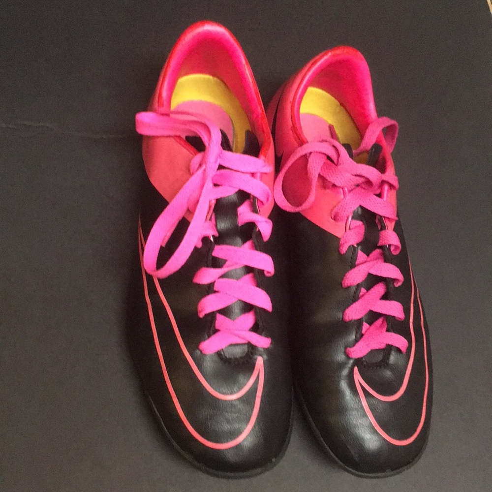 Nike mercurial cleats